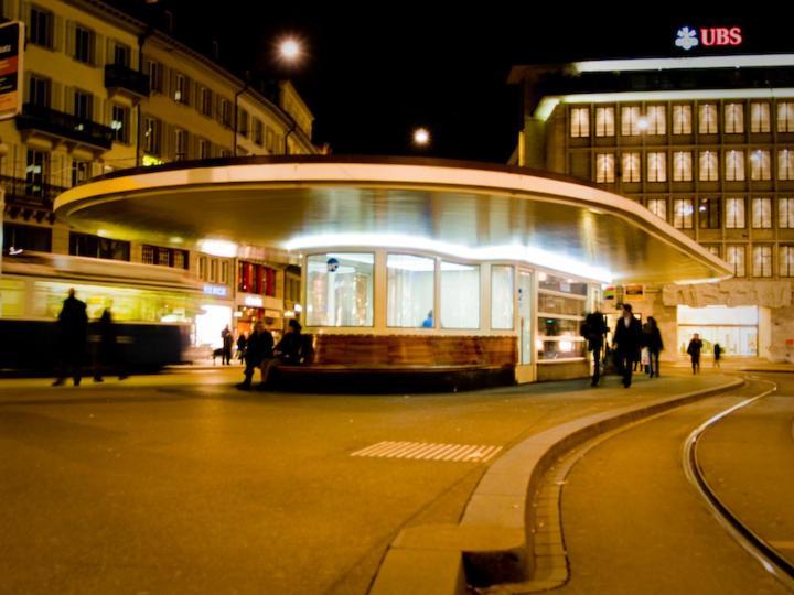 Riverside Maisonette Paradeplatz Zurigo Esterno foto