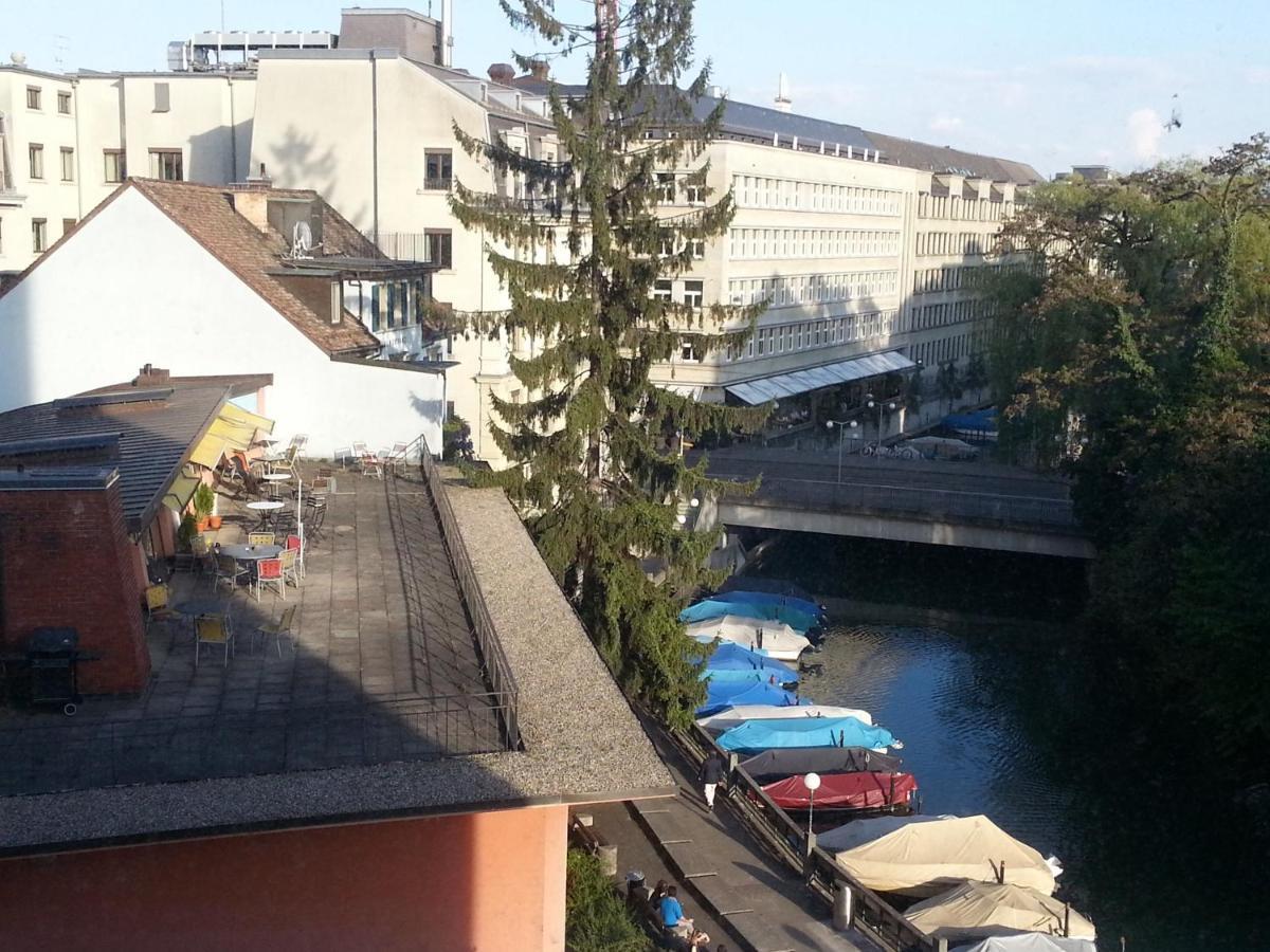 Riverside Maisonette Paradeplatz Zurigo Esterno foto